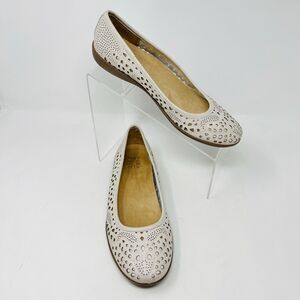 Flats Naturalizer Perforated Comfortable Casual Career Business